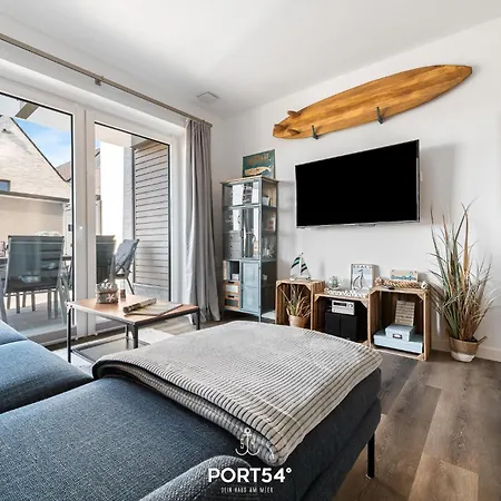 بيت للعطل Salty بوسم